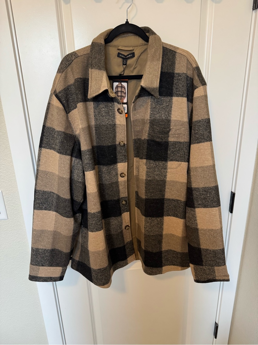 Banana Republic Tan & Black Plaid Shirt Jacket